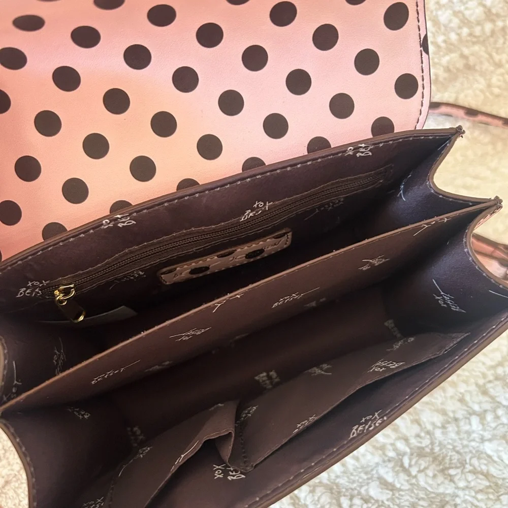 Betsey Johnson Polka Dot Bow Top Handle Crossbody Purse w/ Fluffy Pink Heart - Picture 3 of 5